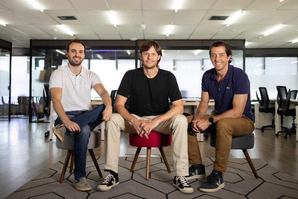 Leonardo Baltieri, Guilherme Rosenthal e Caio Gelfi, cofundadores da Vixtra (Foto: Divulgação/Vixtra)